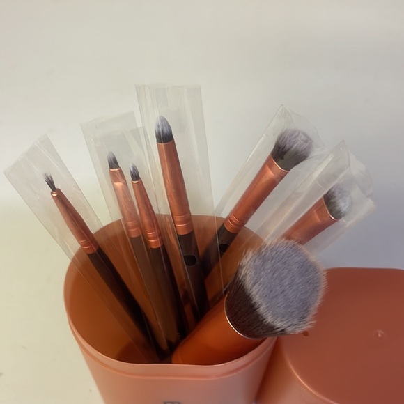 BS Mall Makeup Brushes With Case - Picture 2 of 2